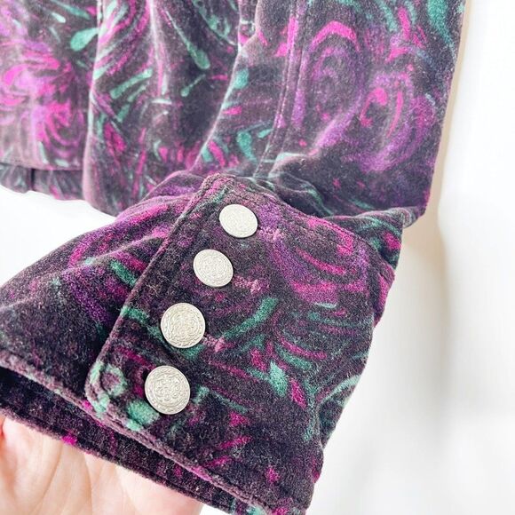 CHICO'S Crushed Velvet Printed Jacket - Picture 9 of 9